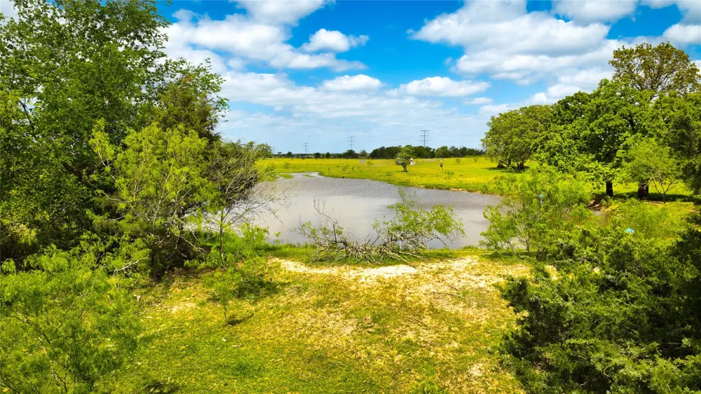 8770 Lee Lane North Zulch, TX 77872