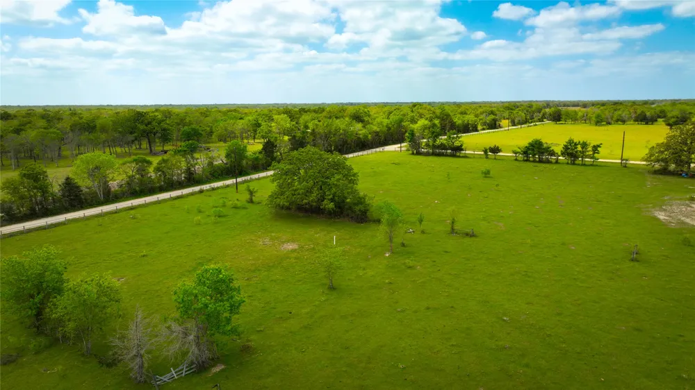 8770 Lee Lane North Zulch, TX 77872