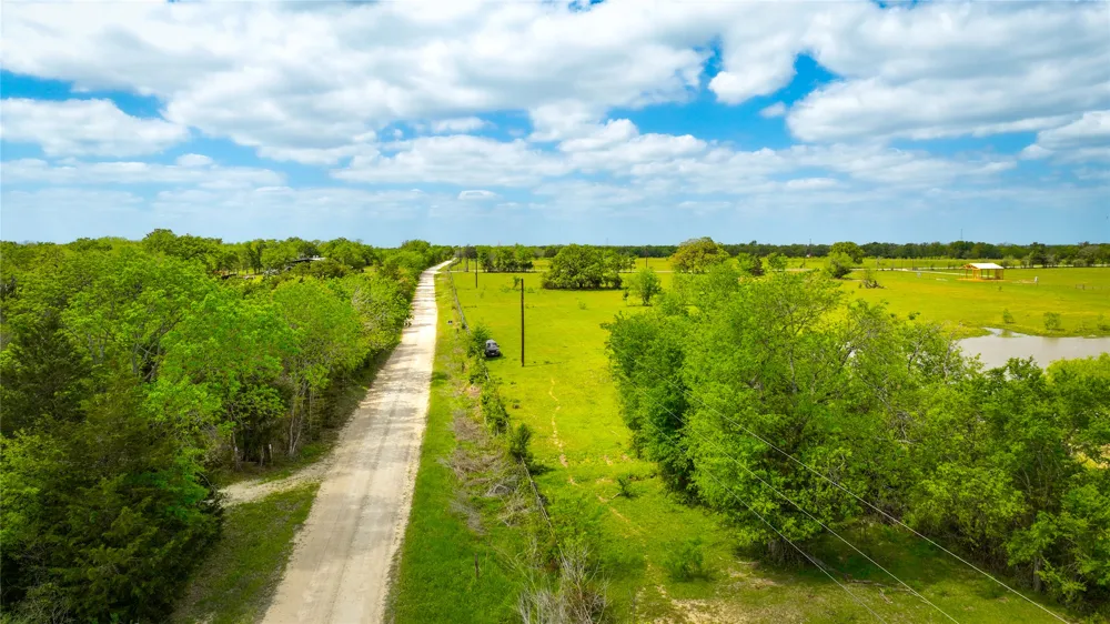 8770 Lee Lane North Zulch, TX 77872