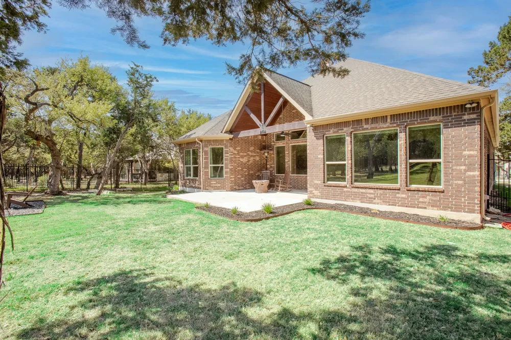 1165 Flint Rock Loop Driftwood, TX 78619