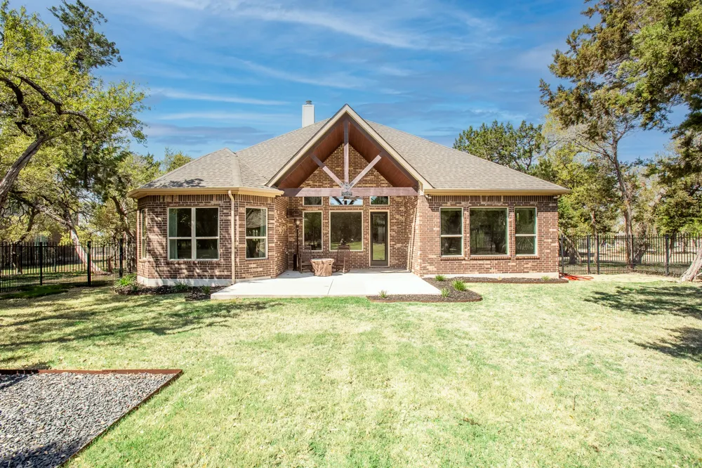 1165 Flint Rock Loop Driftwood, TX 78619