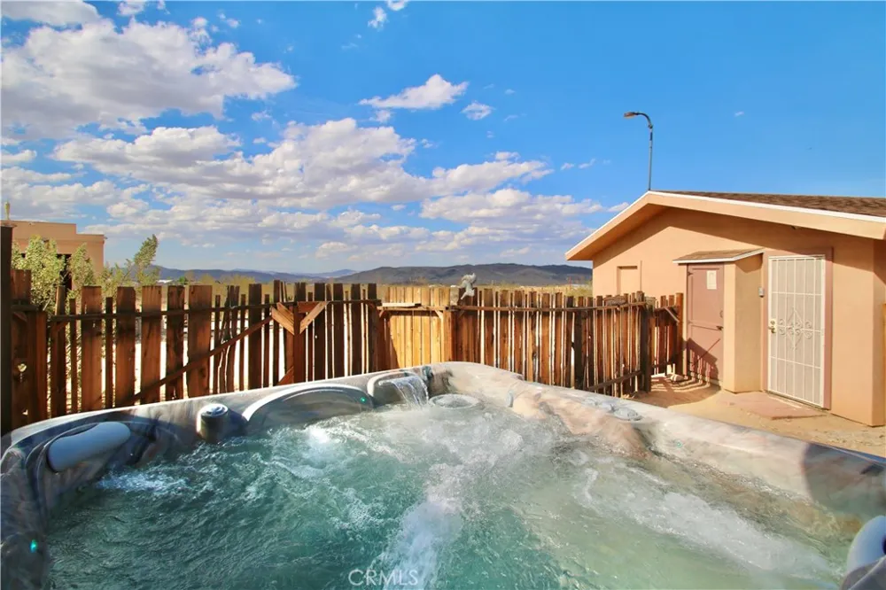 1910 Artesia Avenue Landers, CA 92285