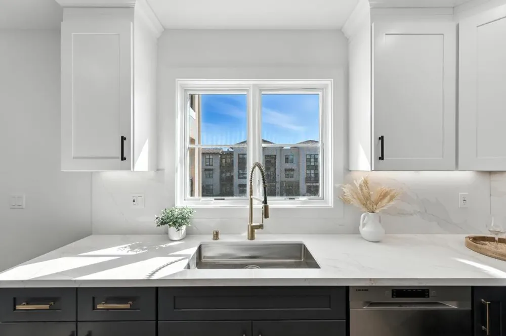 560 El Camino Real #201 San Carlos, CA 94070