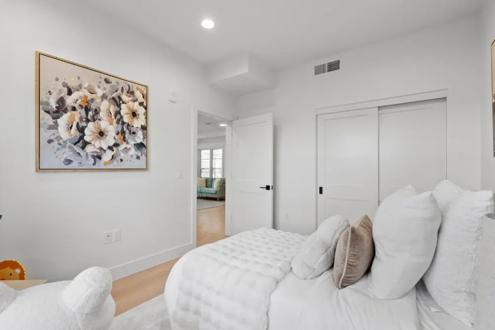 560 El Camino Real #201 San Carlos, CA 94070