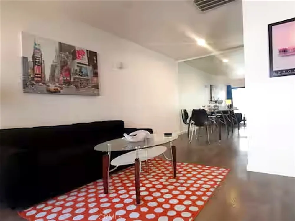 467 S Calle El Segundo #D3 Palm Springs, CA 92262