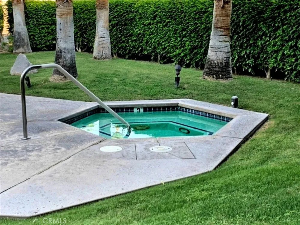 467 S Calle El Segundo #D3 Palm Springs, CA 92262