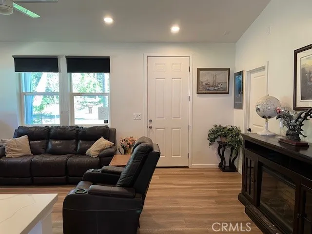 14106 Norwich Magalia, CA 95954