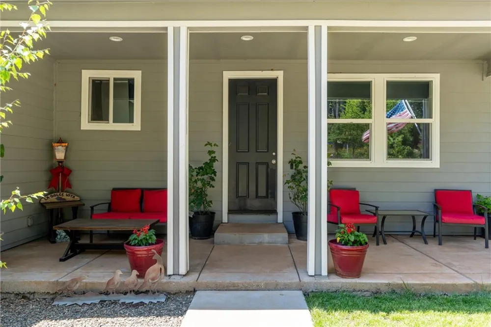 14106 Norwich Magalia, CA 95954