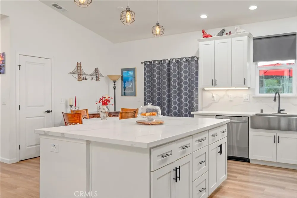 14106 Norwich Magalia, CA 95954