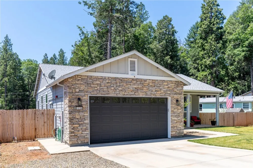 14106 Norwich Magalia, CA 95954