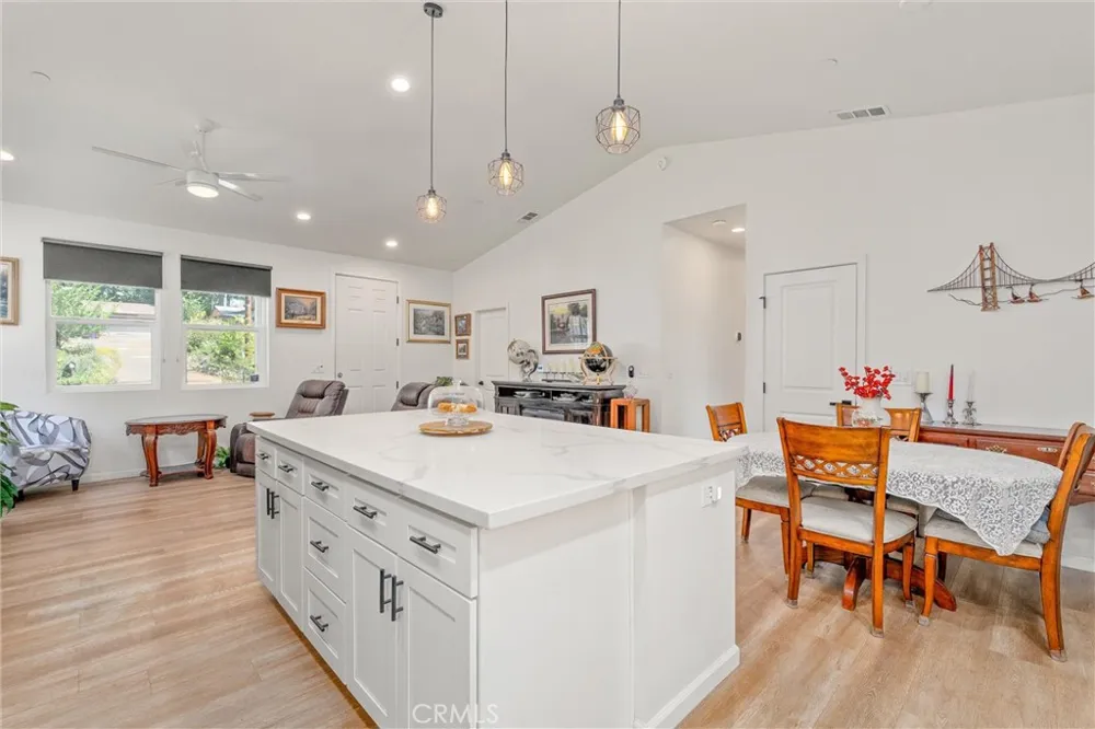 14106 Norwich Magalia, CA 95954