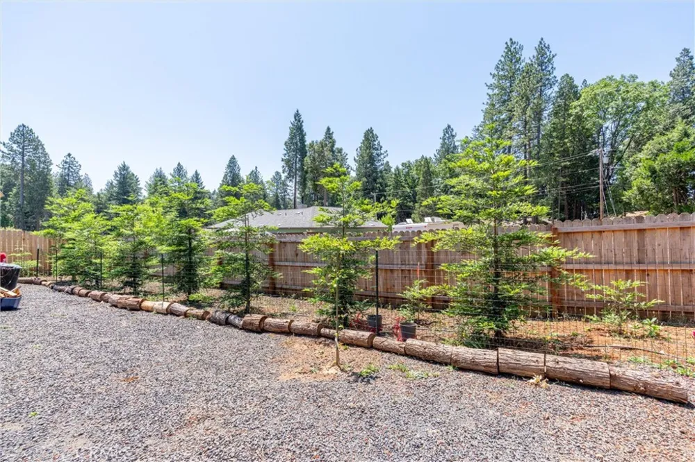 14106 Norwich Magalia, CA 95954