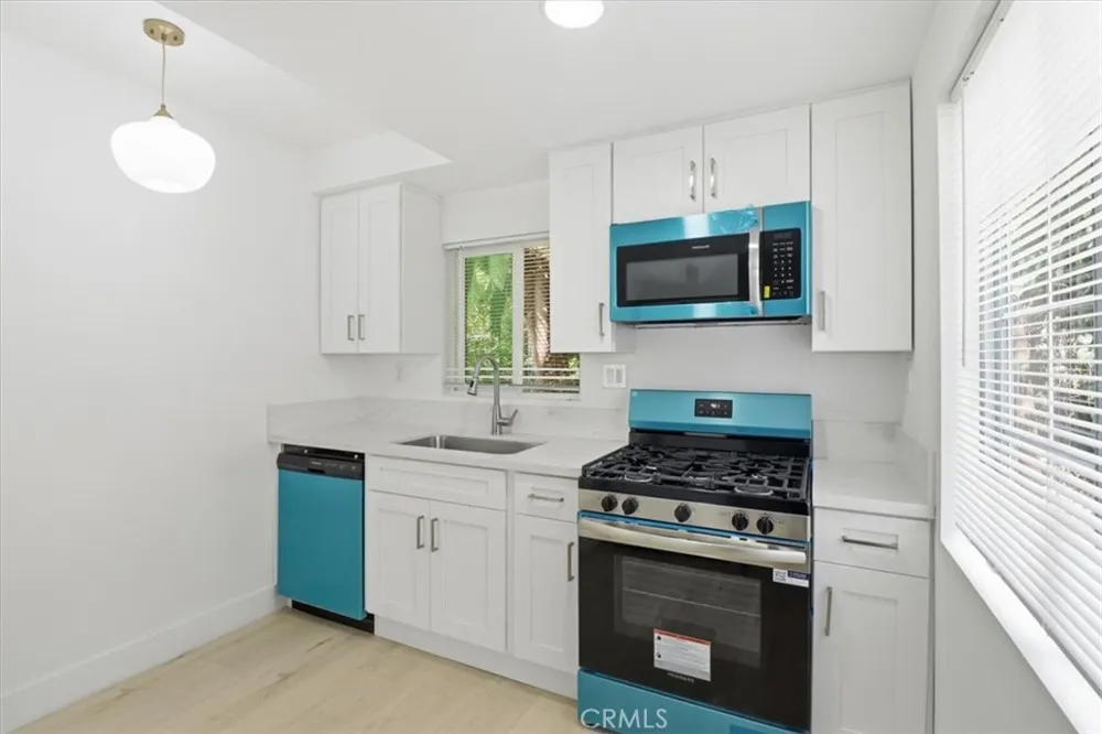 527 Clifton Los Angeles, CA 90031