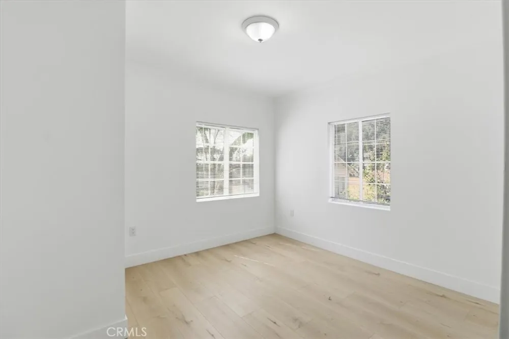 527 Clifton Los Angeles, CA 90031