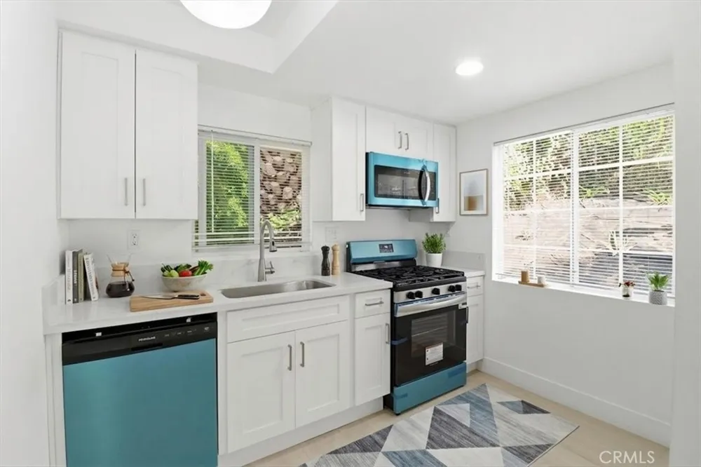 527 Clifton Los Angeles, CA 90031