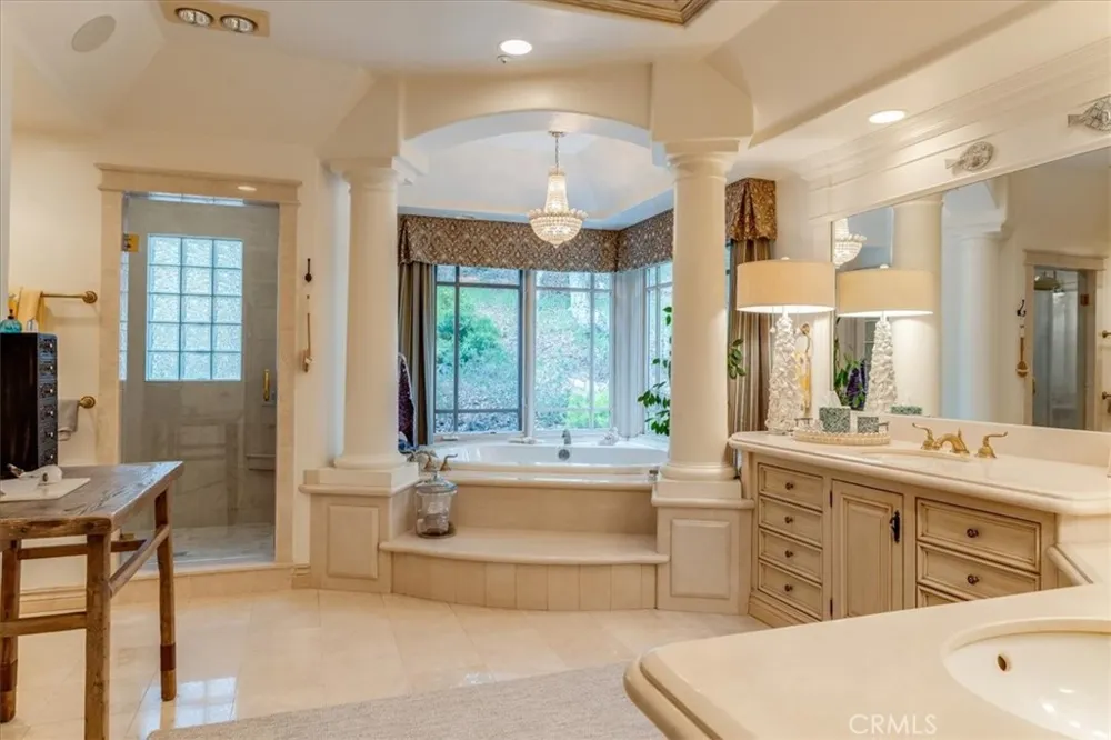 6515 Kathryn Drive Cambria, CA 93428