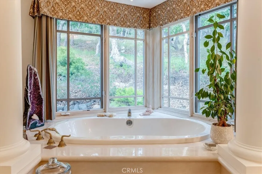 6515 Kathryn Drive Cambria, CA 93428