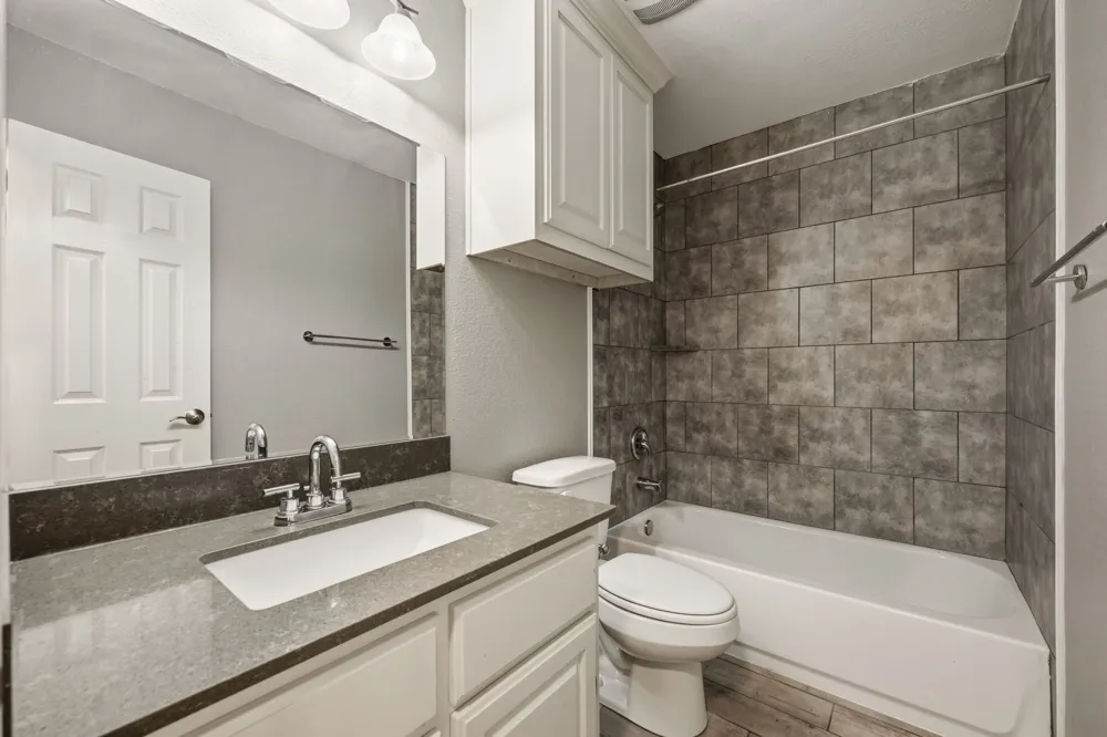 521 Gilcrease Street Van Alstyne, TX 75495