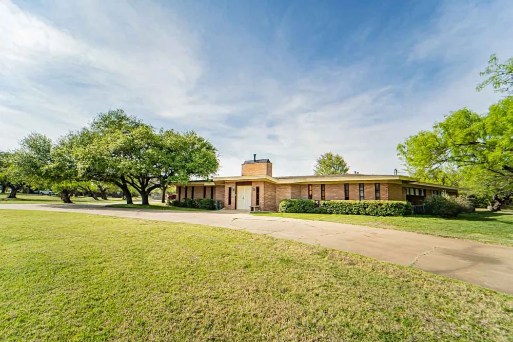 4 Chaparral Lane Breckenridge, TX 76424