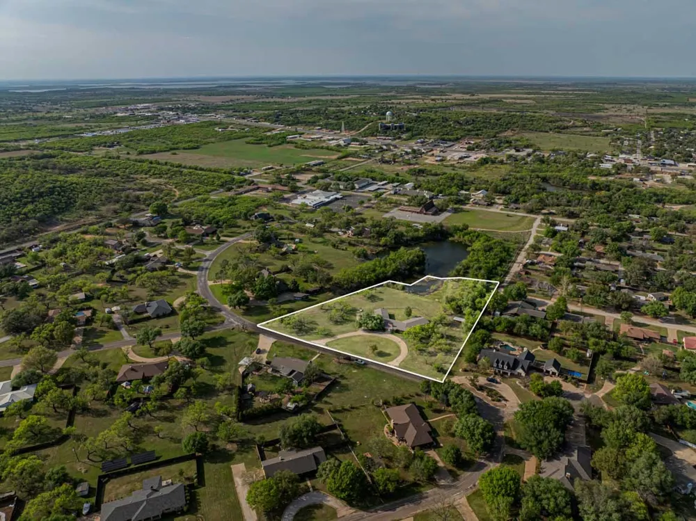 4 Chaparral Lane Breckenridge, TX 76424