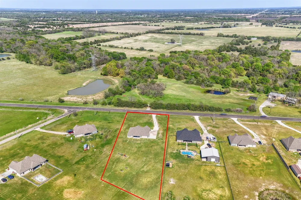 1538 Fm 36 Farmersville, TX 75442