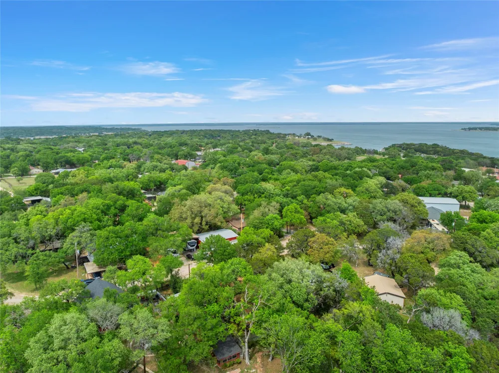 140 County Road 1764 Clifton, TX 76634