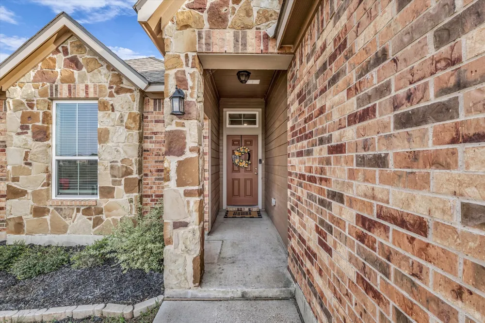 7008 Llano Drive China Spring, TX 76633