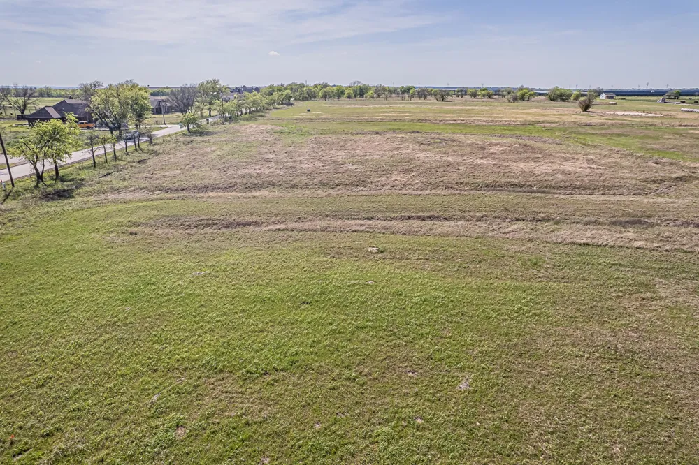 12588 Flow Krum, TX 76249
