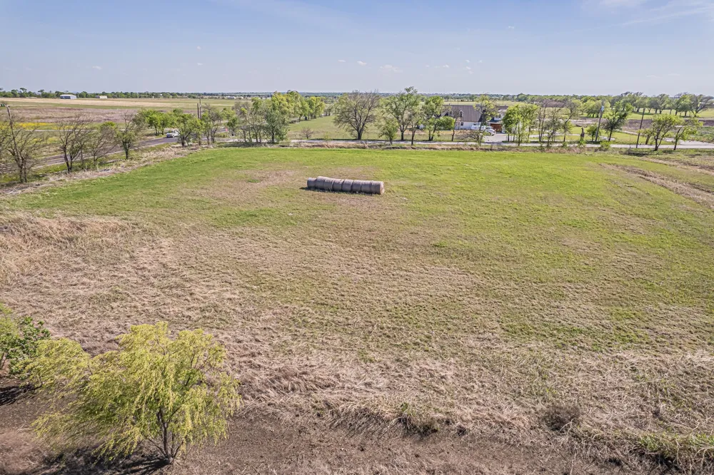 12588 Flow Krum, TX 76249