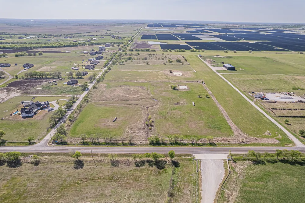 12588 Flow Krum, TX 76249