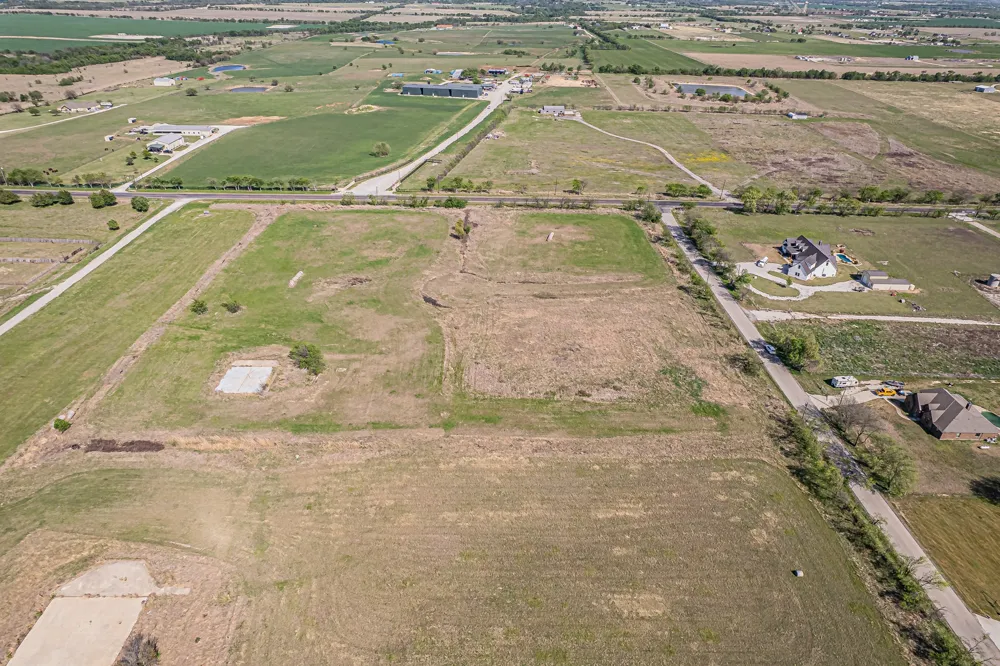 12588 Flow Krum, TX 76249