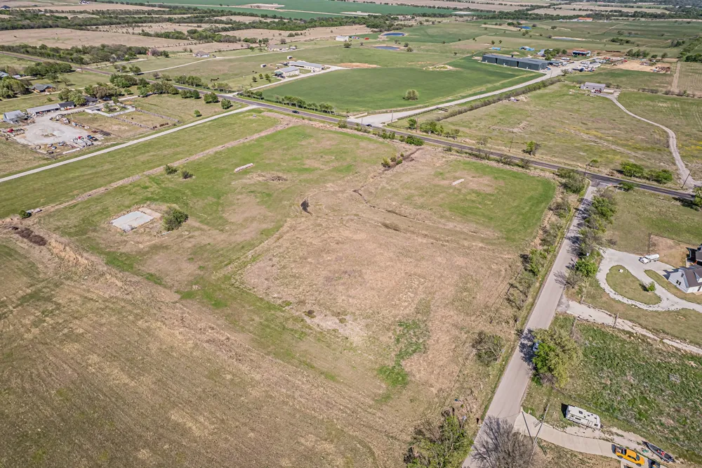 12588 Flow Krum, TX 76249