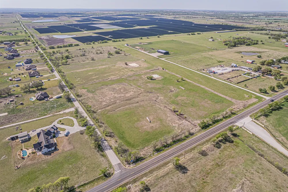 12588 Flow Krum, TX 76249