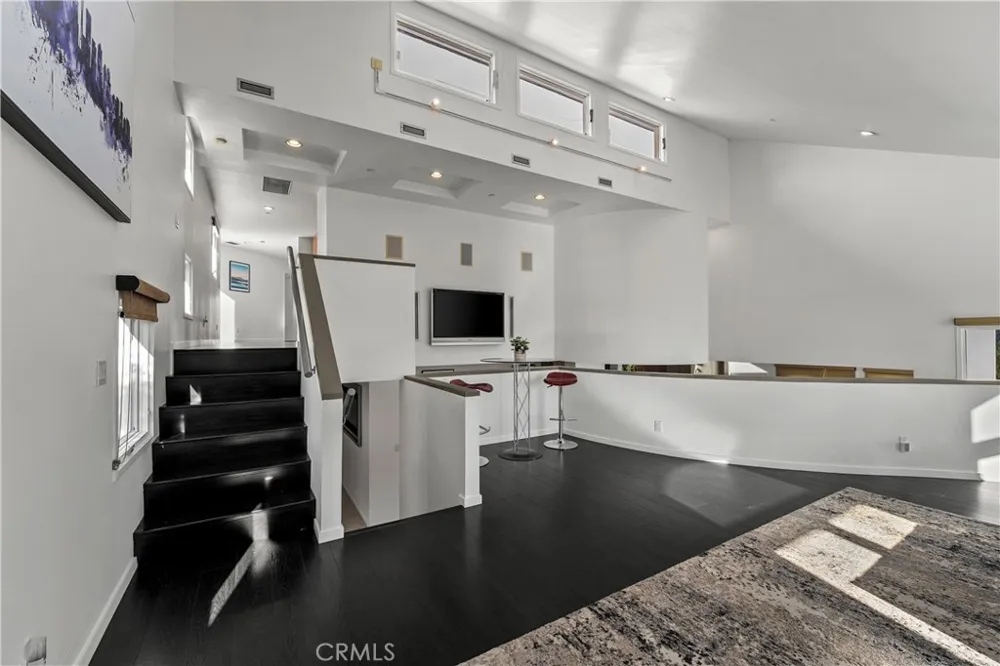 385 S Via Montanera Anaheim Hills, CA 92807