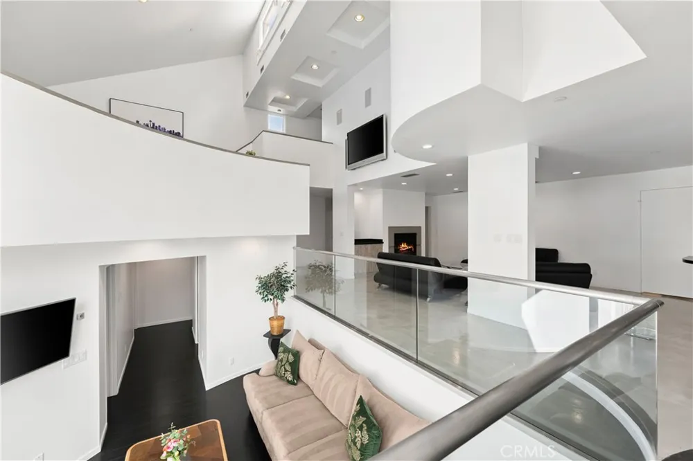 385 S Via Montanera Anaheim Hills, CA 92807