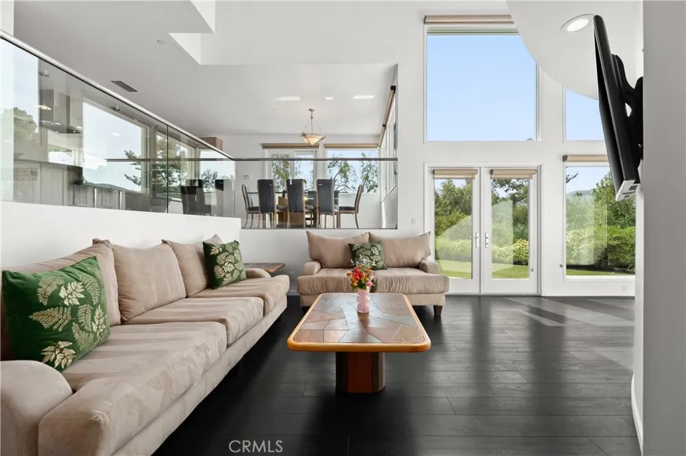 385 S Via Montanera Anaheim Hills, CA 92807