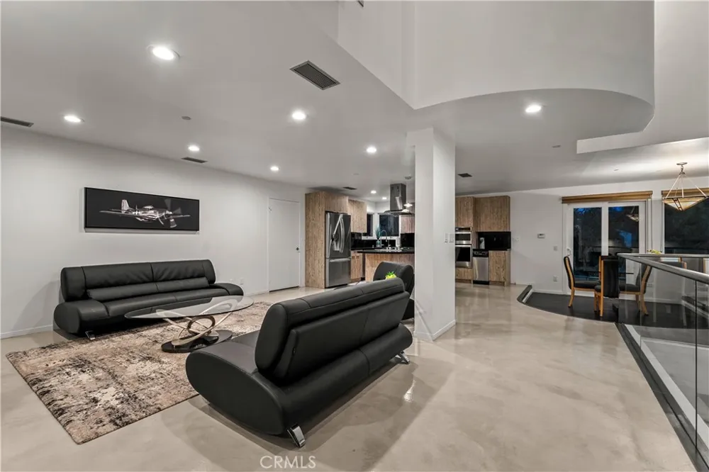 385 S Via Montanera Anaheim Hills, CA 92807