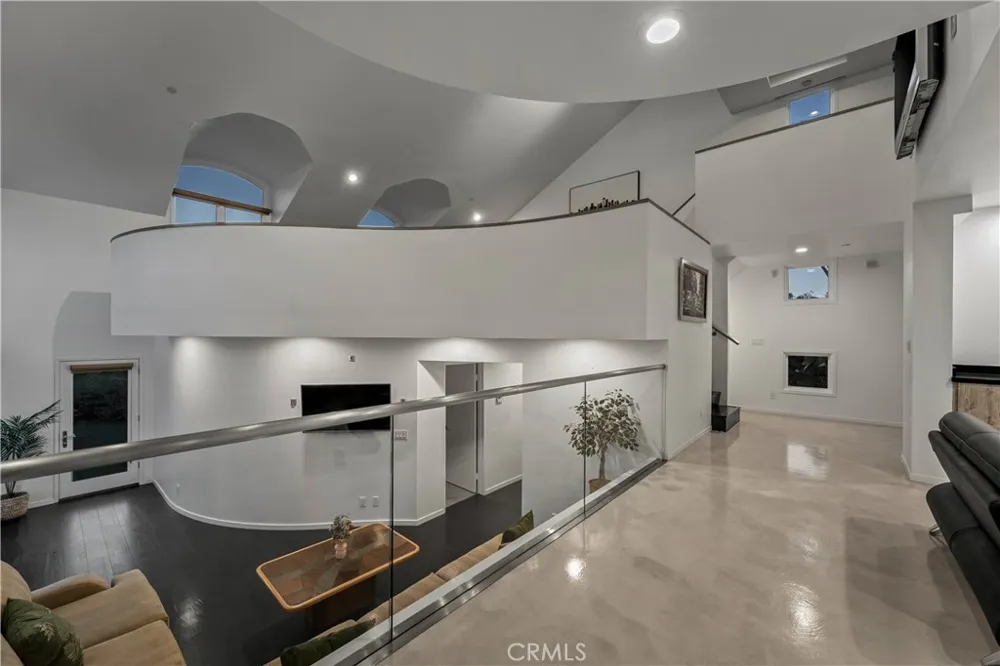385 S Via Montanera Anaheim Hills, CA 92807