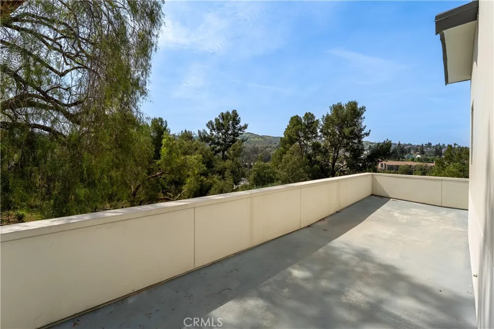 385 S Via Montanera Anaheim Hills, CA 92807