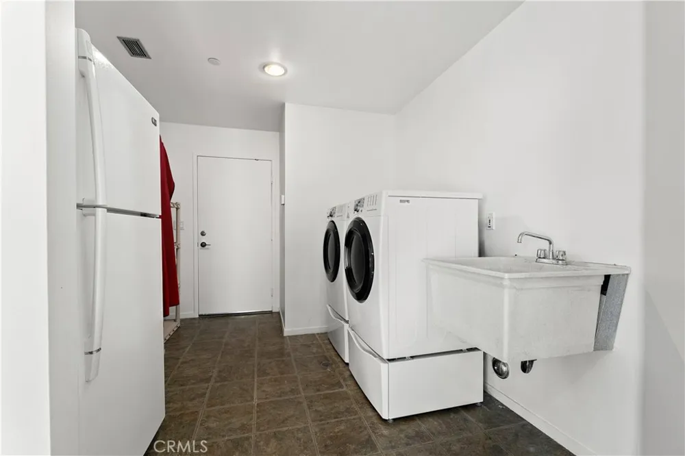 385 S Via Montanera Anaheim Hills, CA 92807