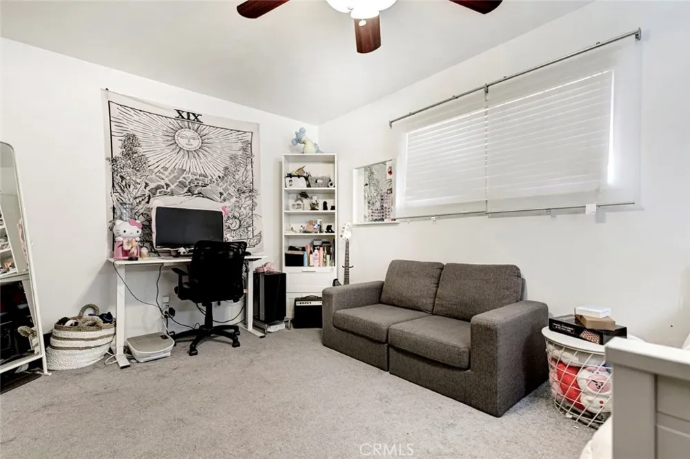 1029 E Galatea Azusa, CA 91702