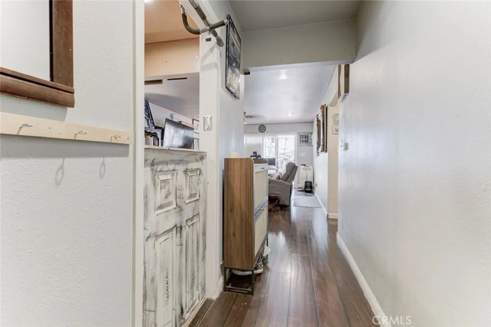 1029 E Galatea Azusa, CA 91702