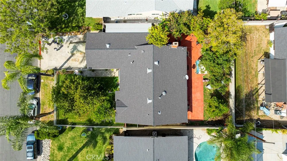 1029 E Galatea Azusa, CA 91702