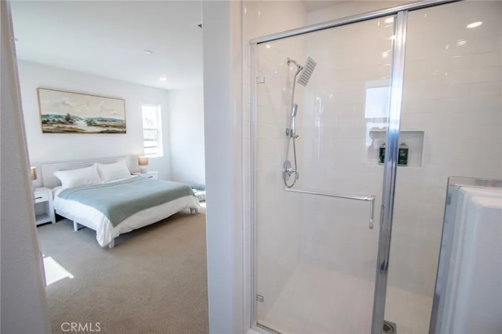 26857 Laurel Mountain Loop Valencia, CA 91381