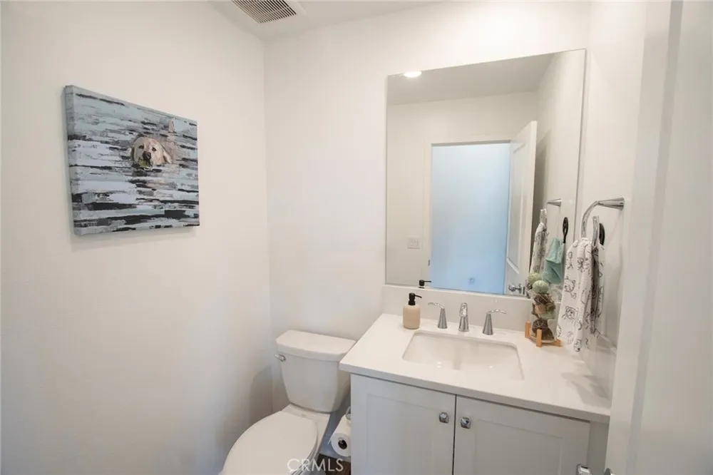 26857 Laurel Mountain Loop Valencia, CA 91381