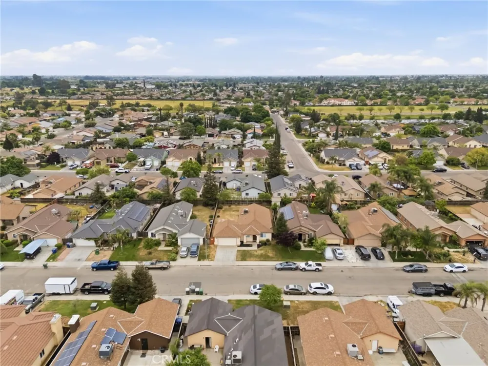 1588 Michoacan Court Madera, CA 93638