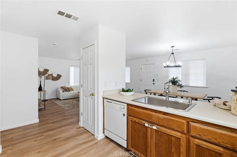 1588 Michoacan Court Madera, CA 93638