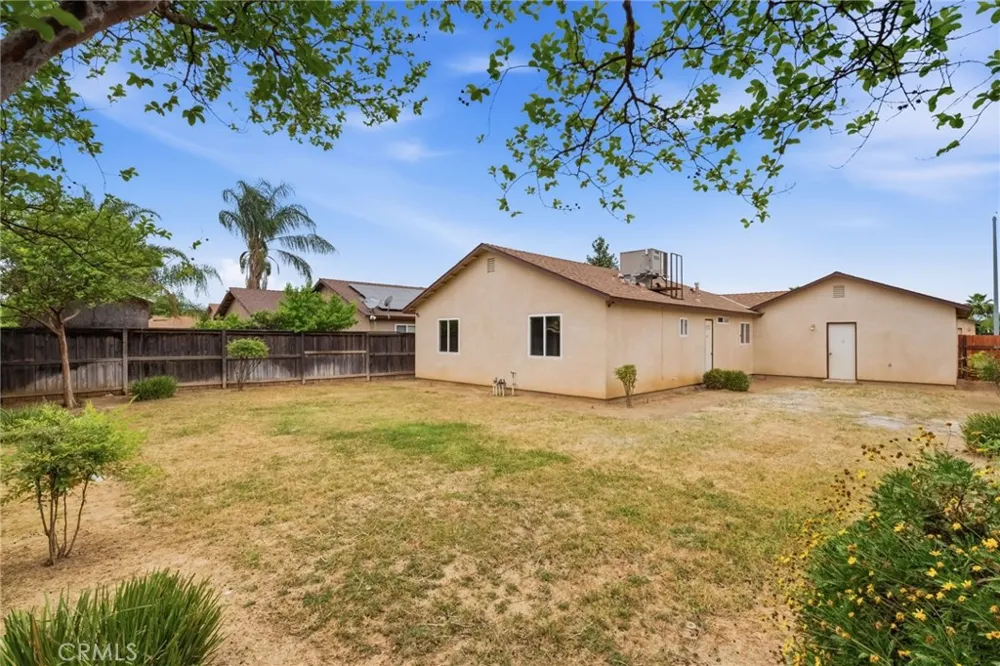 1588 Michoacan Court Madera, CA 93638