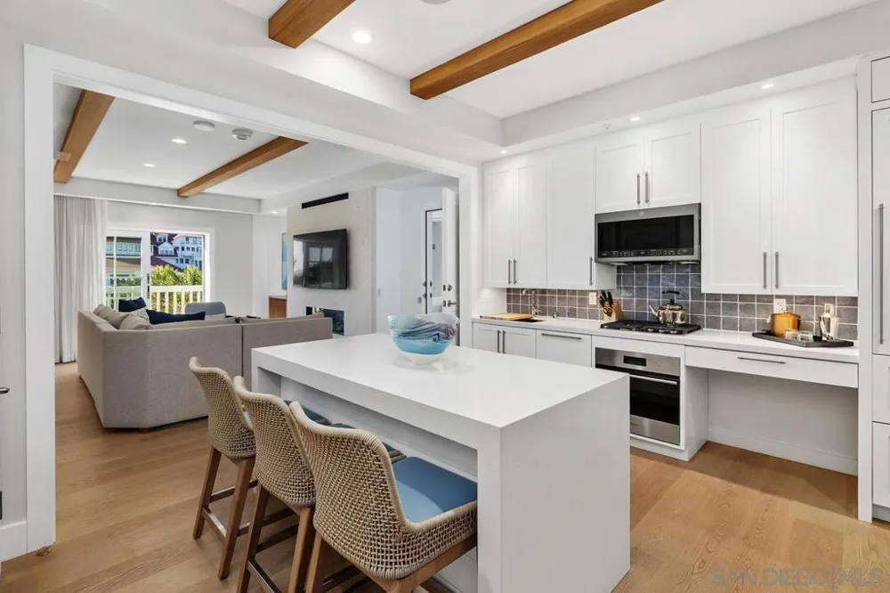 1500 Orange Ave #74 Coronado, CA 92118