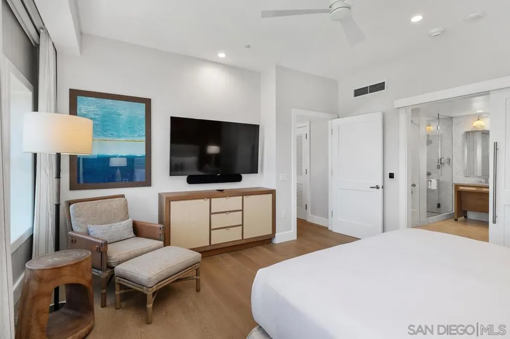 1500 Orange Ave #74 Coronado, CA 92118